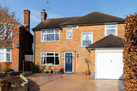 108 Balmoral Drive, Bramcote, Nottingham, NG9 3FT