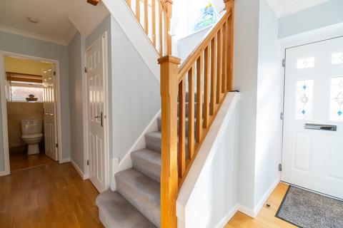 108 Balmoral Drive, Bramcote, Nottingham, NG9 3FT