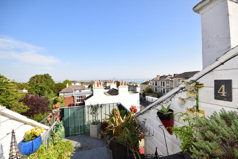 2 bedroom apartment to rent, Wood Street Ryde PO33