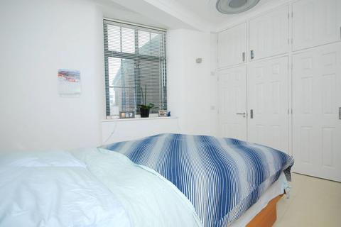 2 bedroom flat to rent, Commercial Street, Spitalfields, London, E1