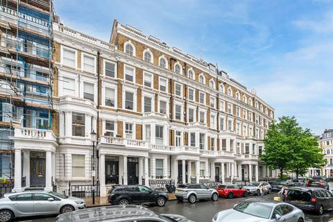 2 bedroom flat to rent, Lexham Gardens, South Kensington, London, W8