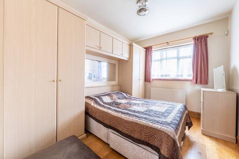 2 bedroom flat to rent, Manor Drive, Wembley Park, Wembley, HA9