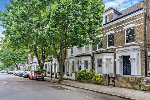 2 bedroom flat for sale, Hackney, London N4