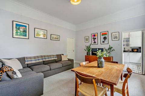 2 bedroom flat for sale, Gloucester Drive, London N4