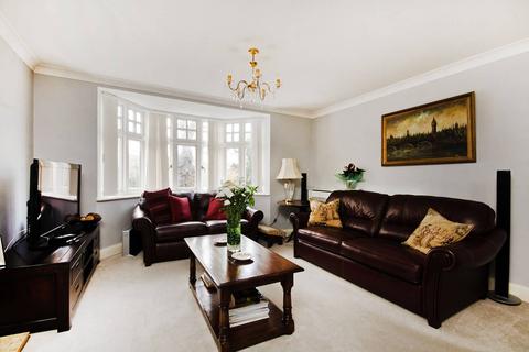 2 bedroom flat to rent, Arterberry Road, West Wimbledon, London, SW20