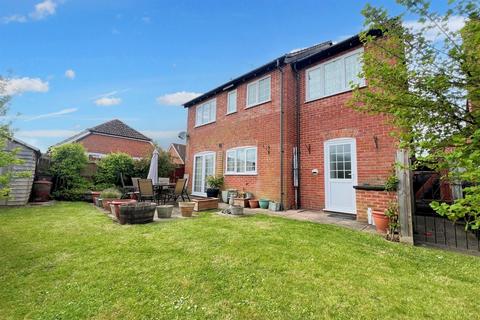 4 bedroom detached house for sale, Netheravon