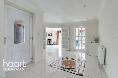 5 bedroom detached house to rent, Arbour Lane, Chelmsford