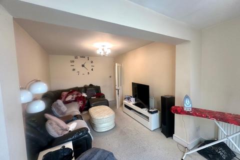 4 bedroom detached house to rent, Sheldon, Birmingham, West Midlands, B92