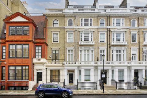 2 bedroom apartment for sale, Queensberry Place, London, SW7