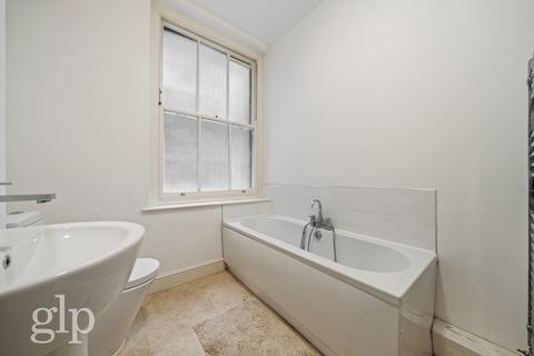 1 bedroom apartment for sale, Russell Chambers, Bury Place, WC1A