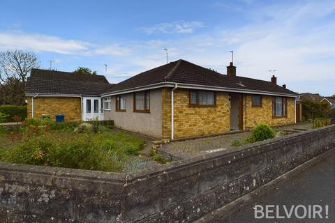 2 bedroom semi-detached bungalow for sale, Honiton Close, Stafford, ST17