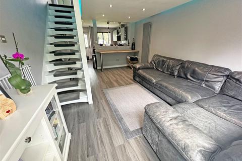 68 Windrush Road, Hollywood, Birmingham, B47 5QA