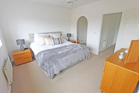 2 Tandy Rise, Grange Farm, Milton Keynes, MK8 0NT