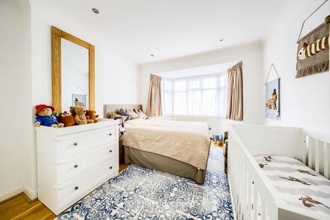 39 Bourton Road, Solihull, B92 8AY