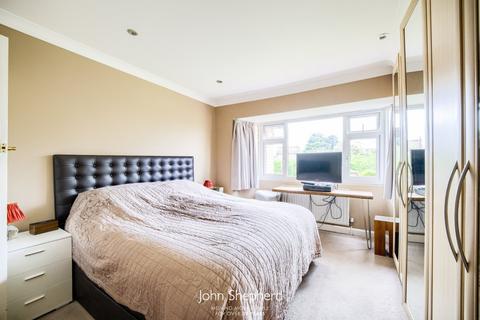 39 Bourton Road, Solihull, B92 8AY