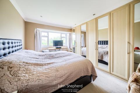 39 Bourton Road, Solihull, B92 8AY