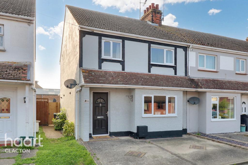 Alton Park Road, ClactonOnSea 2 bed semidetached house for sale £240,000