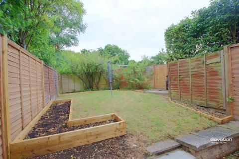 undefined, Favell Drive, Furzton, MILTON KEYNES, MK4