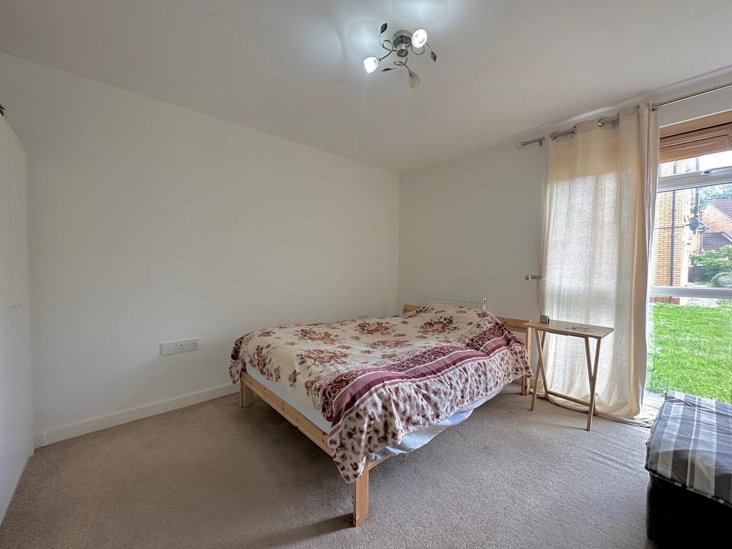 Bewdley Grove, Broughton, Milton... 2 bed apartment to rent £1,200