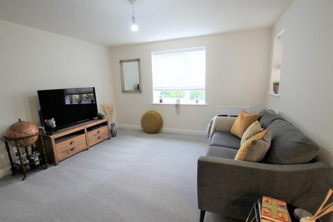 2 bedroom property to rent, Fullers Ground, Eagle Farm South, Milton Keynes, MK17