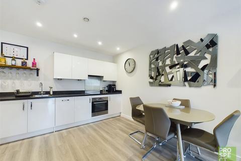 2 bedroom apartment for sale, Broad Lane, Bracknell, Berkshire, RG12