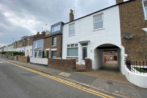 4 bedroom terraced house for sale, Gladstone Road, Deal, CT14