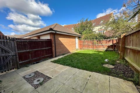3 bedroom semi-detached house for sale, Harlesden Close, Monkston Park, Milton Keynes, MK10