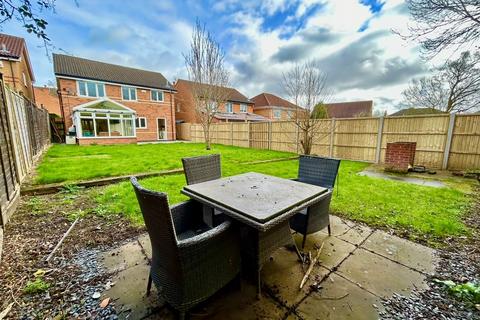 75 Dickens Drive, Old Stratford, Milton Keynes, MK19 6NW