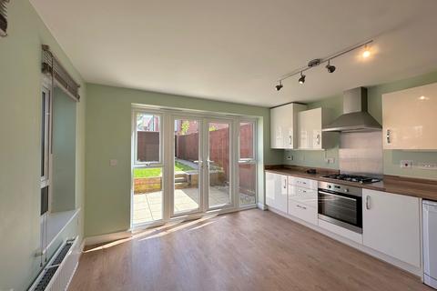 4 bedroom semi-detached house to rent, Mildmay Link, Wolverton, Milton Keynes, MK12