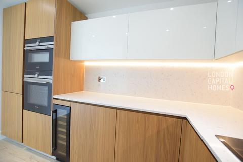 2 bedroom apartment for sale, Cassia House, 30 Piazza Walk, London, E1