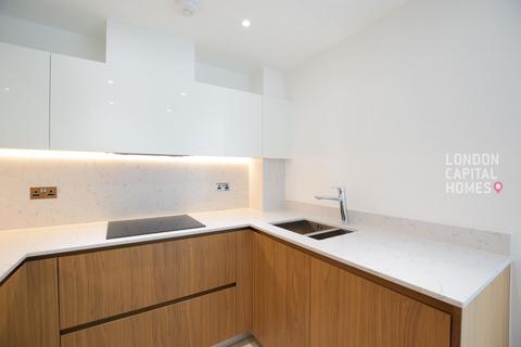 2 bedroom apartment for sale, Cassia House, 30 Piazza Walk, London, E1