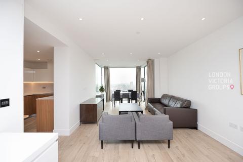 2 bedroom apartment for sale, Cassia House, 30 Piazza Walk, London, E1