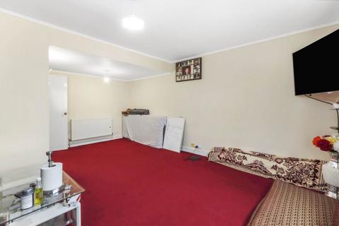 3 bedroom maisonette for sale, Hurstwood Court, Woodhouse Road