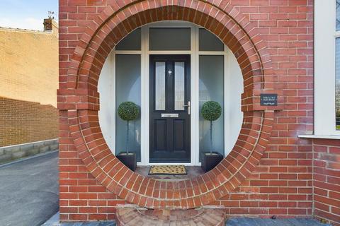 32 Cliff Road, Staithes, Saltburn-by-the-sea, TS13 5AE