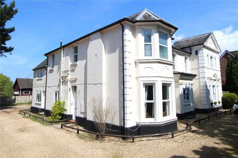 1 bedroom apartment for sale, London Road, Hill Brow, Liss, Hampshire, GU33