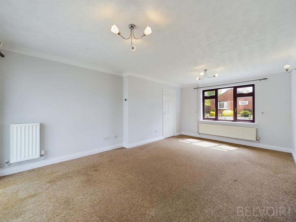 Lovell Gardens, Watton, IP25 3 bed detached bungalow for sale £270,000