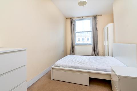 3 bedroom apartment to rent, Highgate Road, Kentish Town, London, NW5