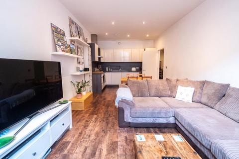 2 bedroom apartment to rent, Royal Mills :: Ancoats