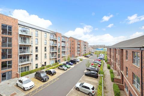 Flat 3, 26 Anderson Place, Edinburgh, EH6 5FR