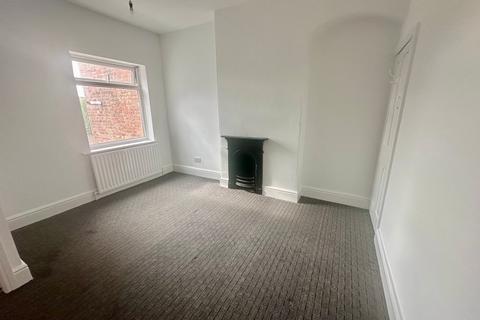 3 bedroom terraced house to rent, Oxford Street, Coalville, LE67