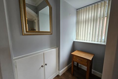 3 bedroom semi-detached house to rent, Chorley, Chorley PR6