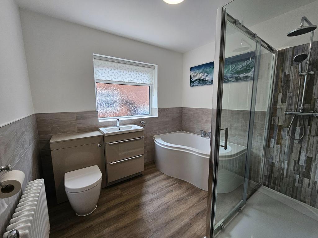 Family bathroom
