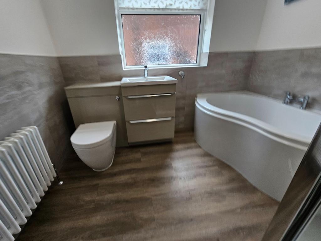 Family bathroom