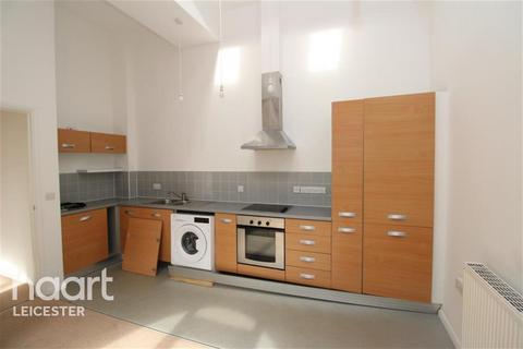 2 bedroom flat to rent, Fabricn, Yeoman Street walk to the station