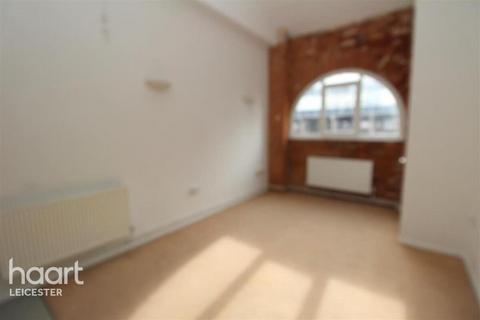 2 bedroom apartment to rent, Yeoman Street, Leicester