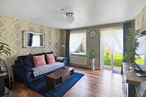 2 bedroom detached bungalow for sale, Warwick Road, Clacton-on-Sea, Clacton-on-Sea, CO15