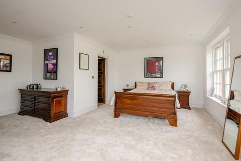 4 bedroom detached house for sale, Spurgate, Hutton, Brentwood, CM13