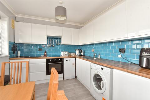 2 bedroom apartment for sale, Holywell Avenue, Folkestone, Kent