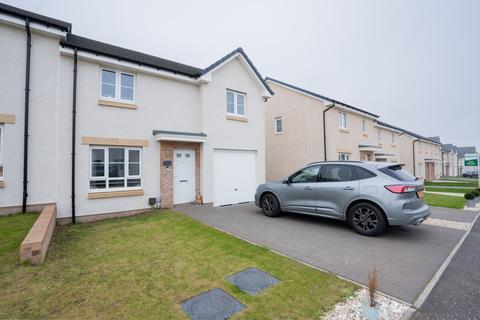 3 bedroom semi-detached house to rent, Boreland Avenue, Kirkcaldy KY1