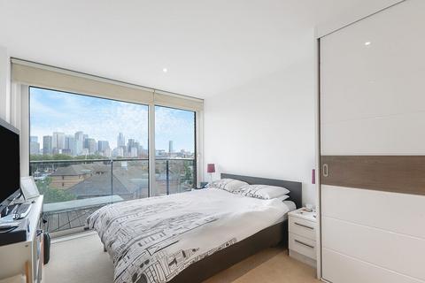 2 bedroom flat to rent, Seafarer Way London SE16